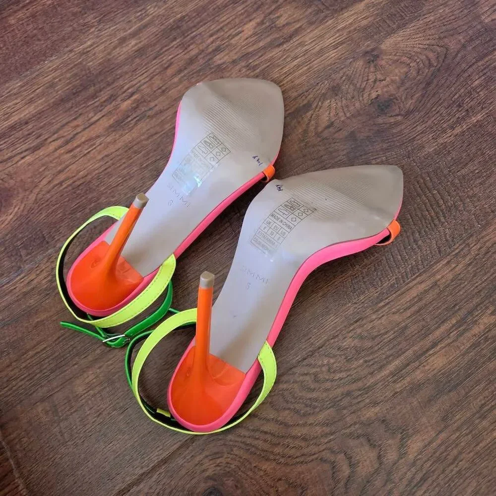 NWOT Simmi Estafaniaa Heels